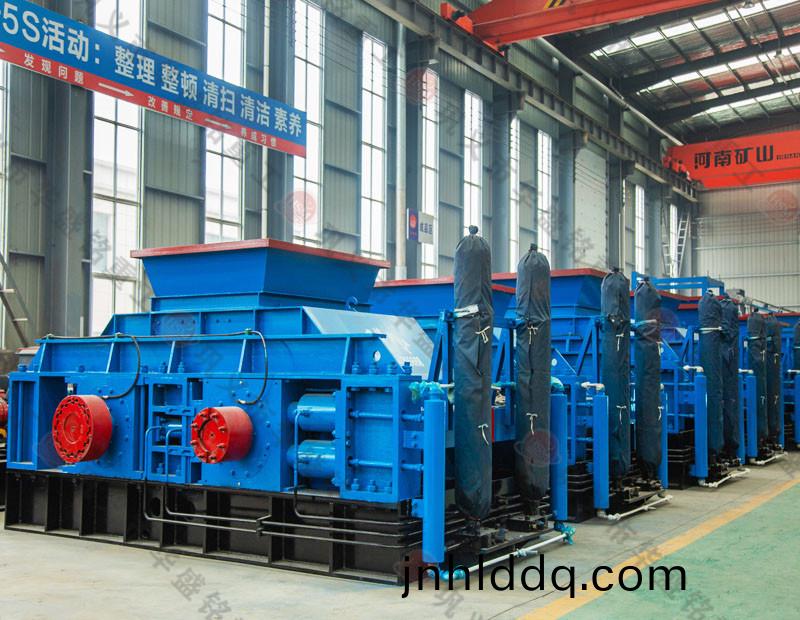 鎂砂製(zhi)砂(sha)機