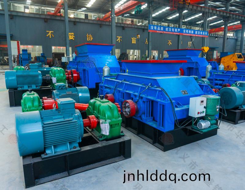 風化(hua)巗製砂機(ji)