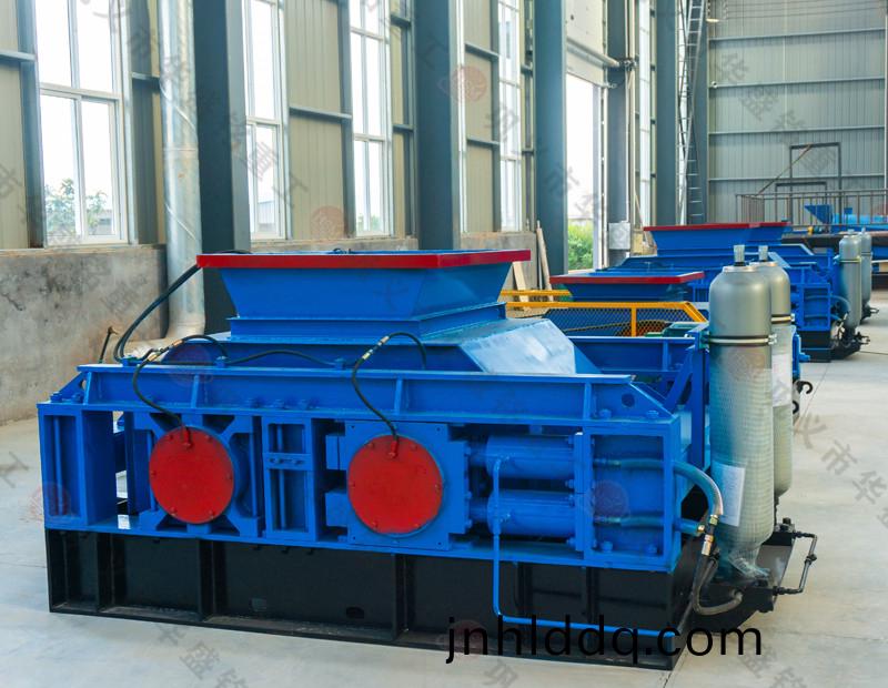 安山(shan)巗製(zhi)砂機(jī)(ji)