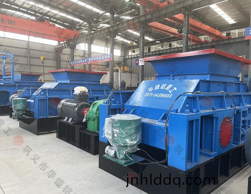 金鑛(kuang)石米(mi)石對(dui)輥製砂機(jī)